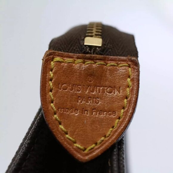 LOUIS VUITTON Monogram Poche Toilette 15 Pouch - Picture 11 of 16